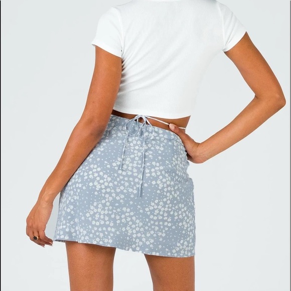 princess polly flo mini skirt NWOT - Picture 4 of 4